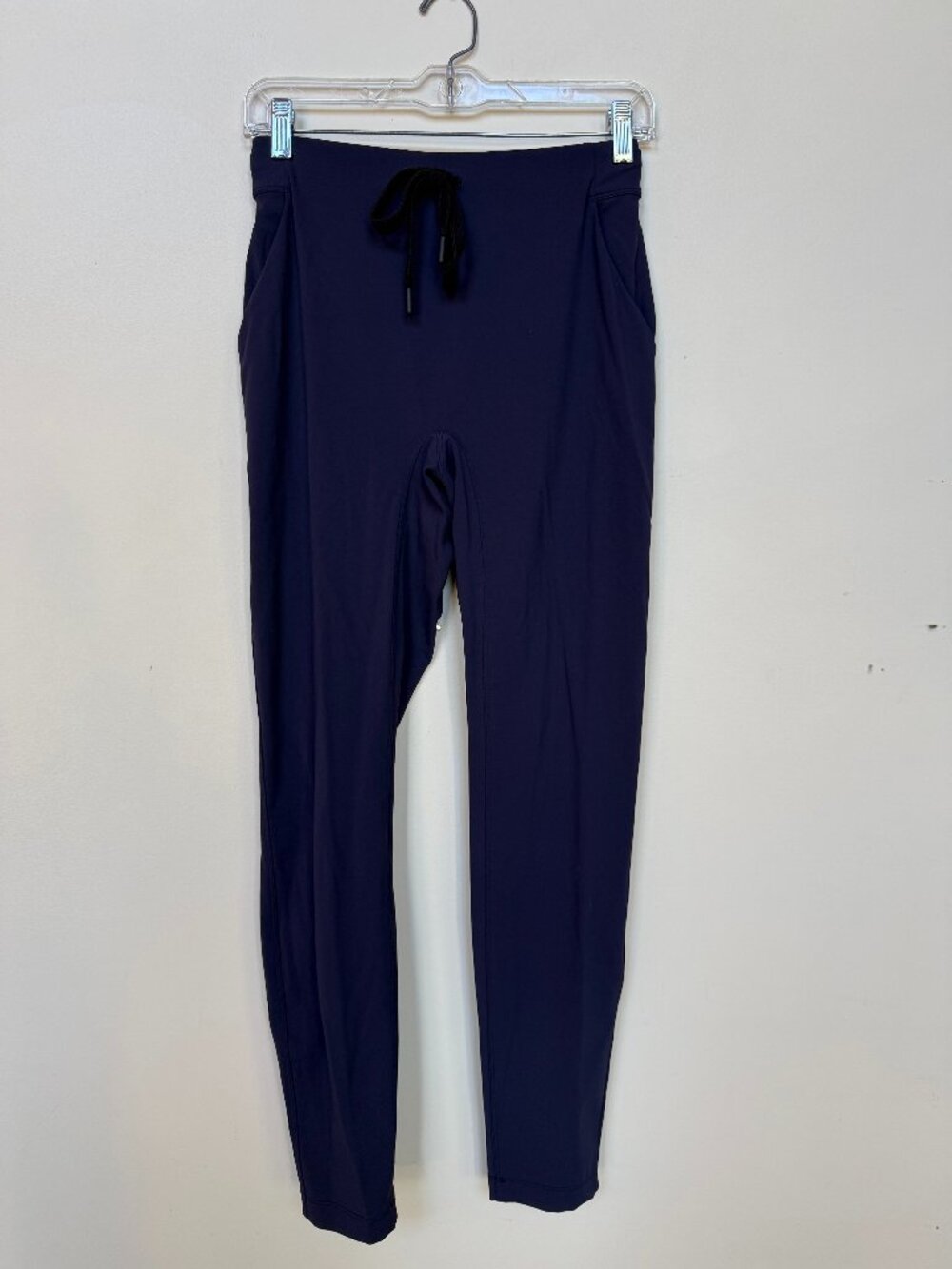 Lululemon Women’s Navy Jogger Pants Drawstring Athletic Pants